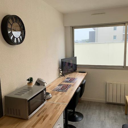 Studio entièrement rénové avec parking gratuit Saint-Nazaire  Extérieur photo